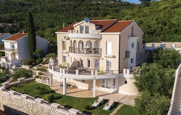 Appartement Jurkovic 3 *