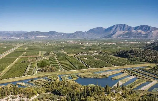 Appartement Jurkovic 3 Komarna